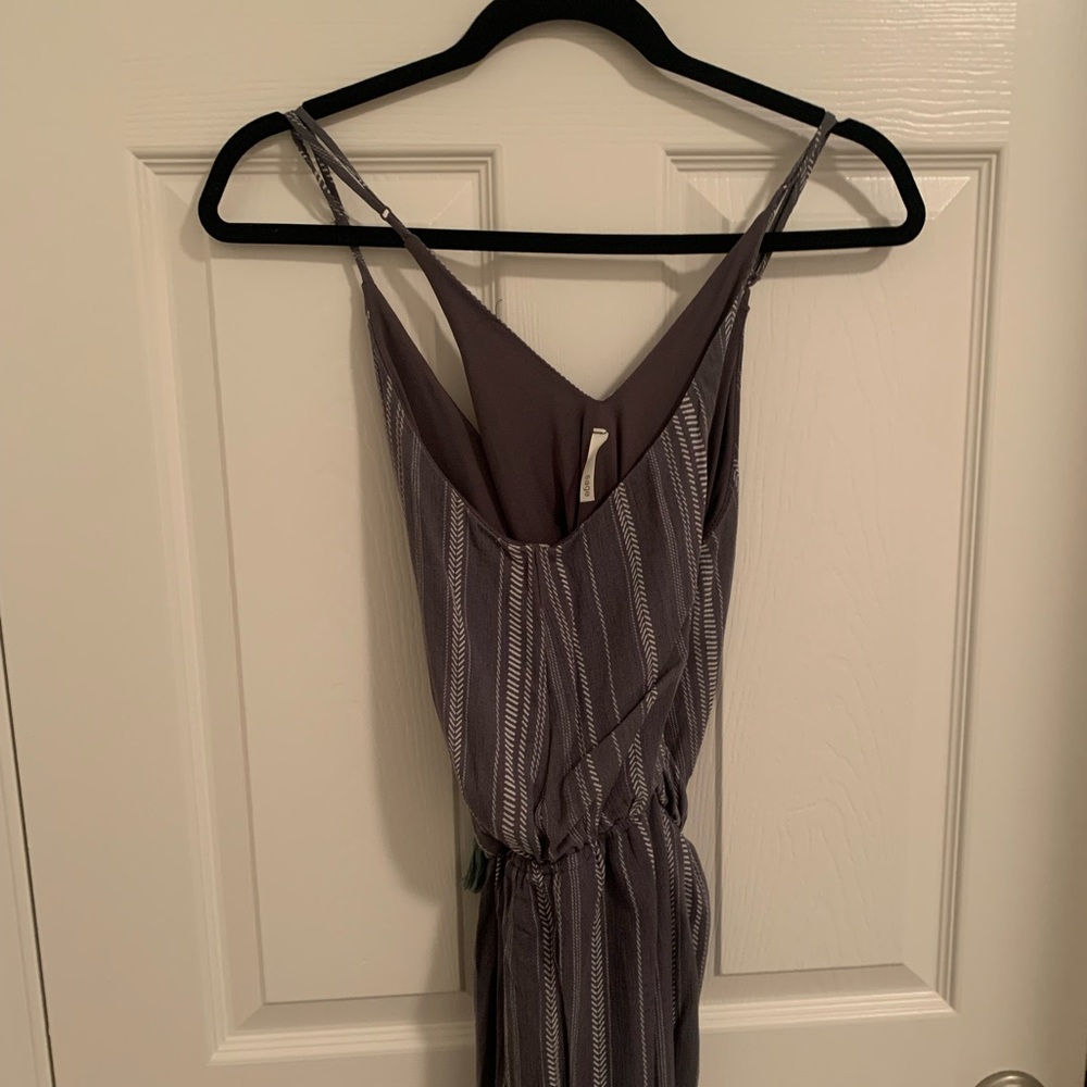 patterned jumpsuit - Picture 3 of 6
